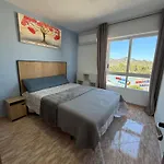 Lila Calpe